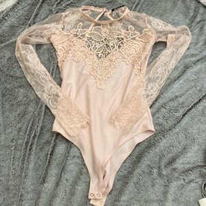 Baby pink forever 21 body suit